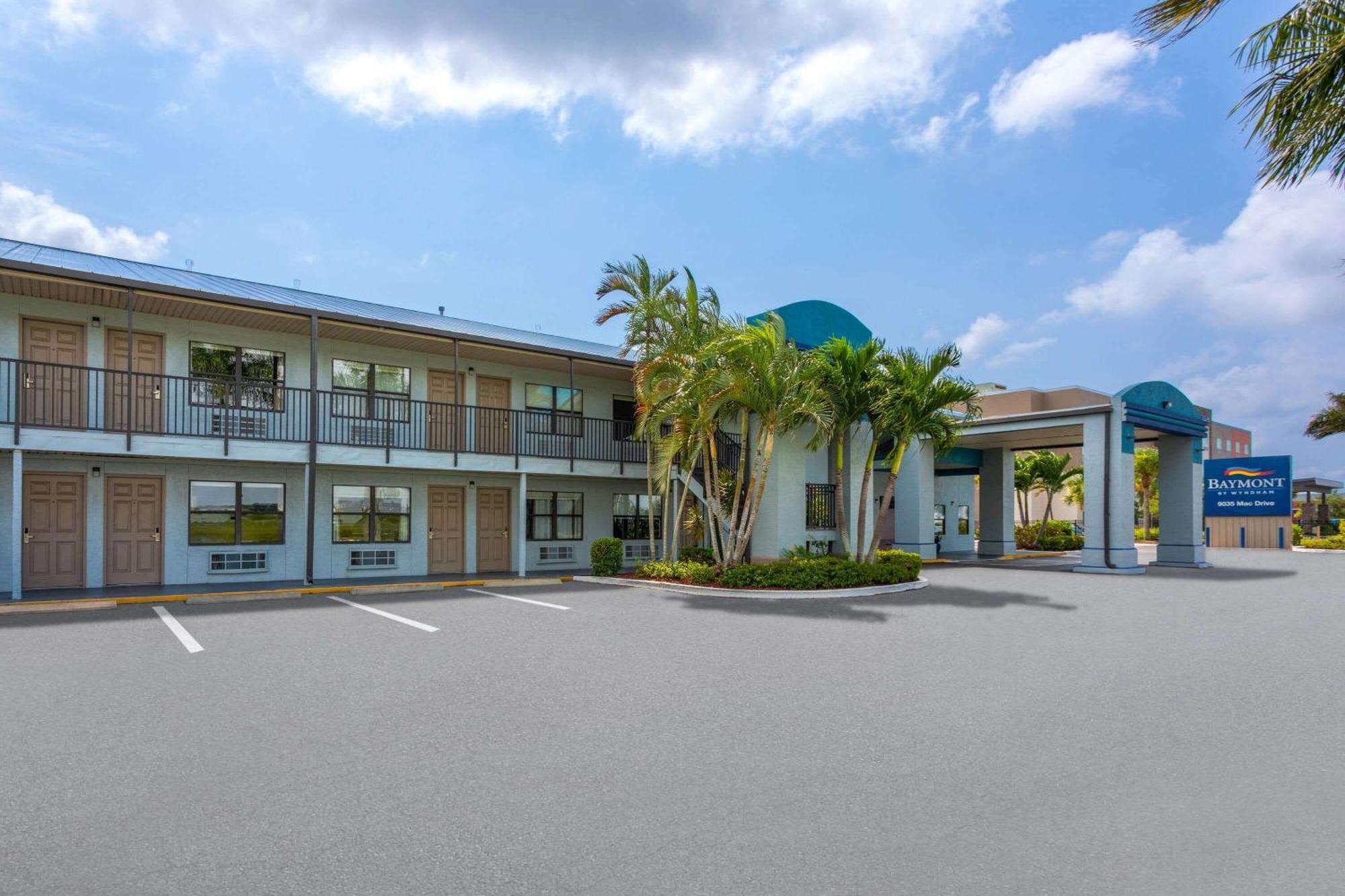 Baymont By Wyndham Punta Gorda/Port Charlotte Hotell Eksteriør bilde