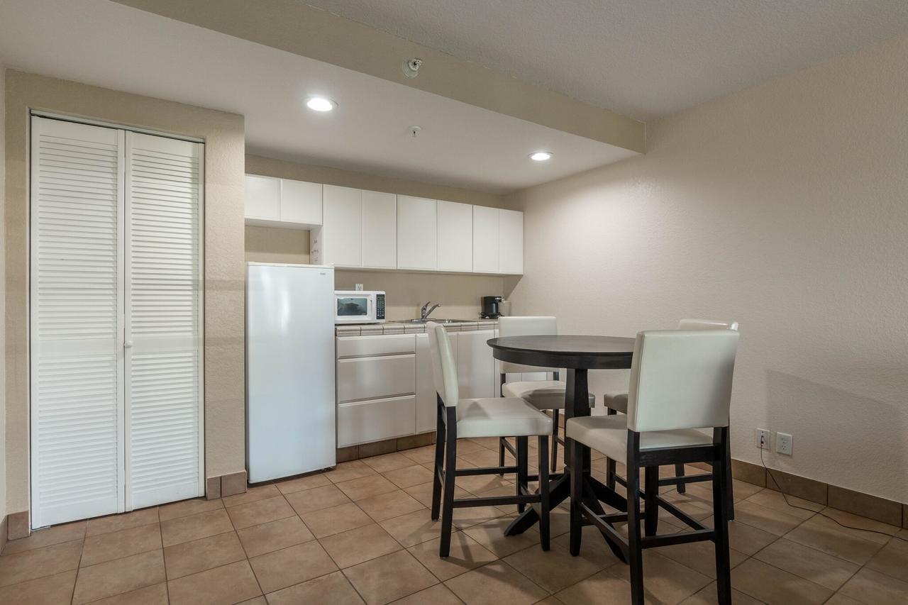 Baymont By Wyndham Punta Gorda/Port Charlotte Hotell Eksteriør bilde